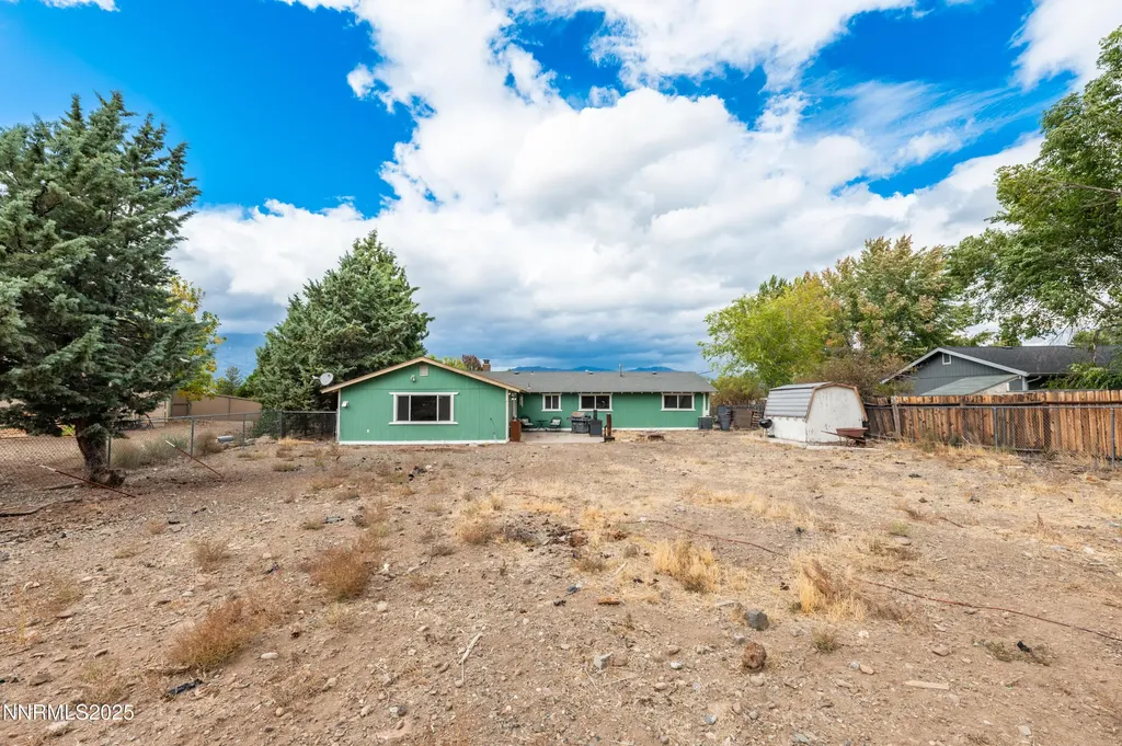 1193 Manhattan Gardnerville NV 89460