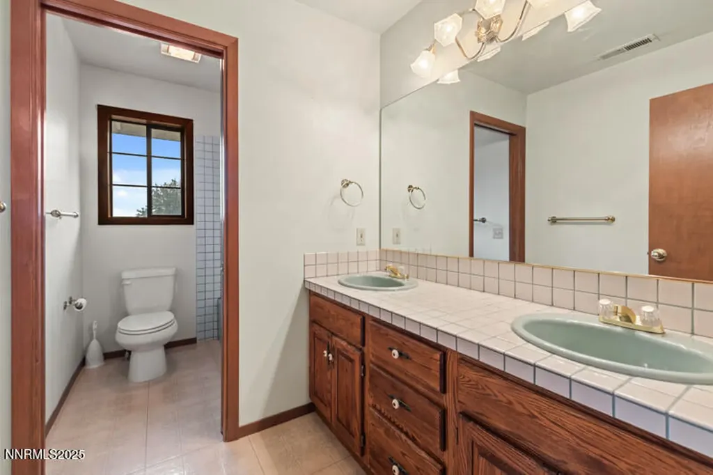 5595 Saint Andrews Reno NV 89502