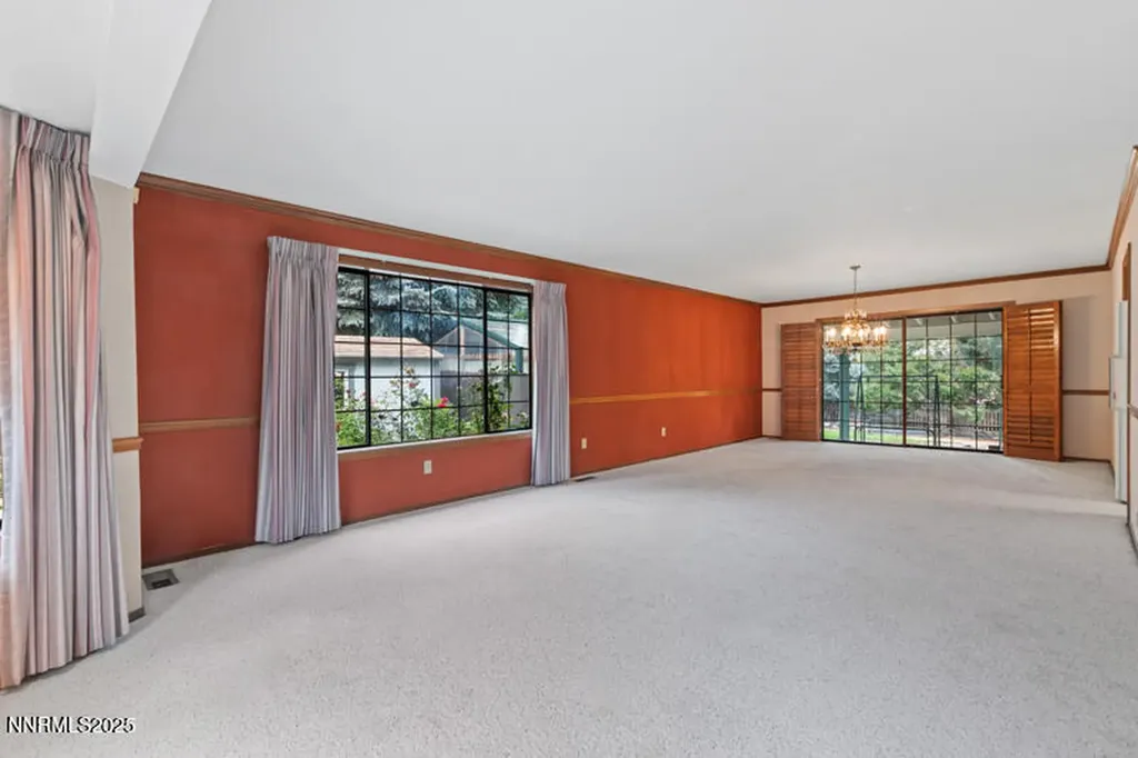 5595 Saint Andrews Reno NV 89502