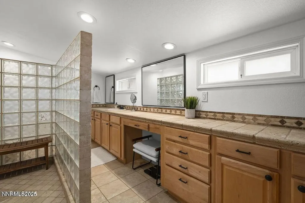 11015 Heartpine Reno NV 89506