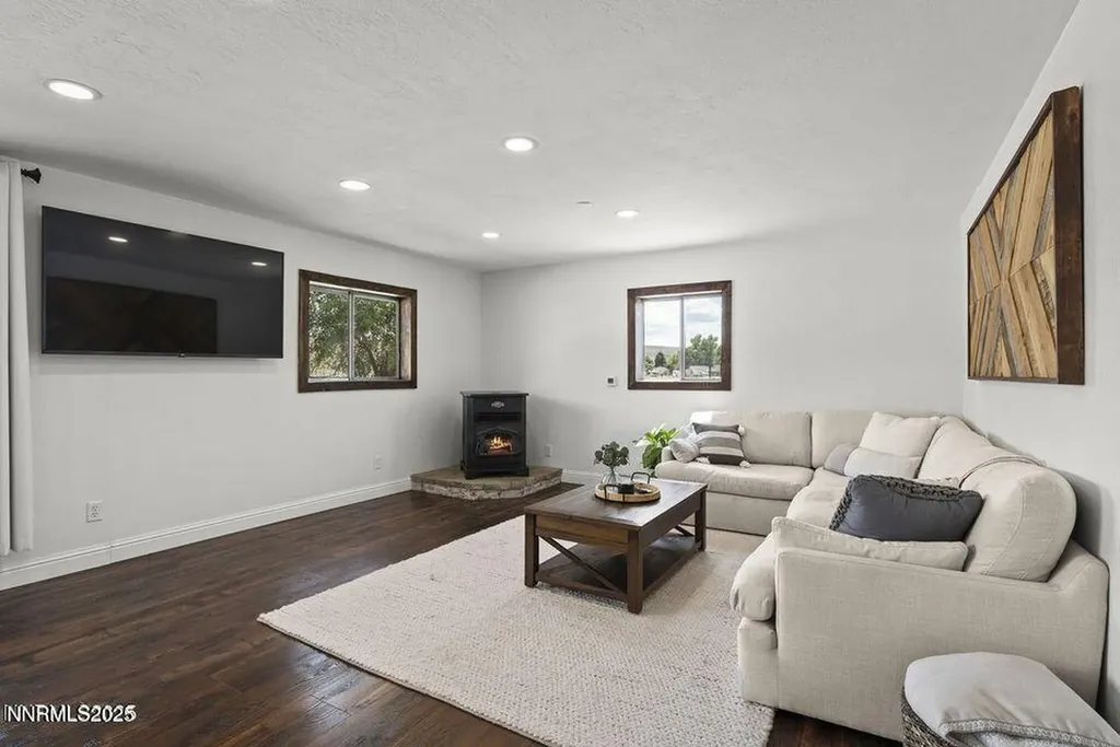 11015 Heartpine Reno NV 89506