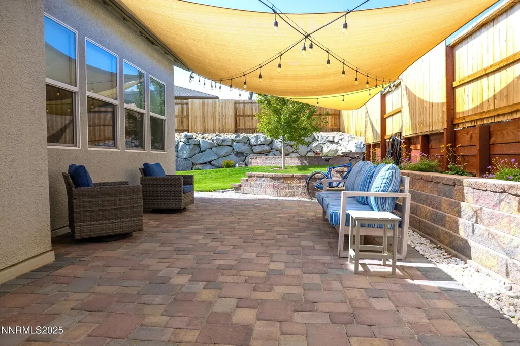 11043 Athabasca Reno NV 89506