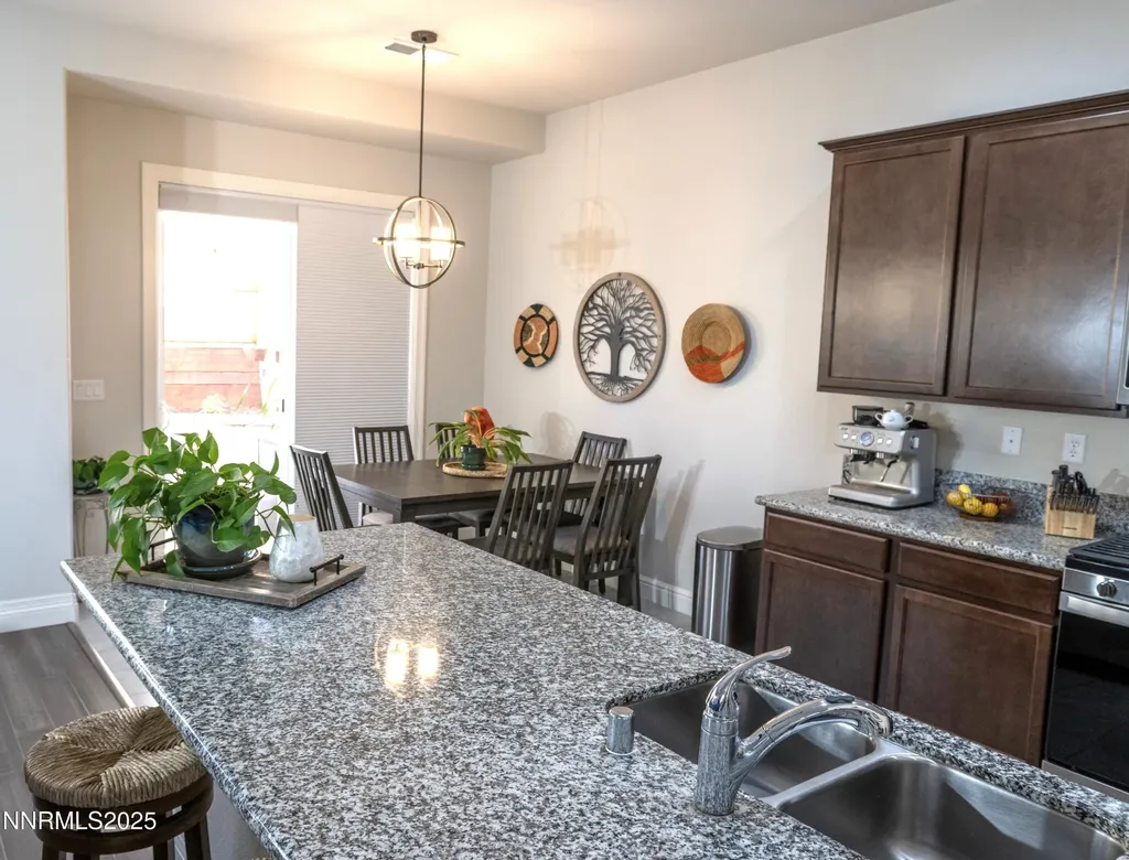 11043 Athabasca Reno NV 89506