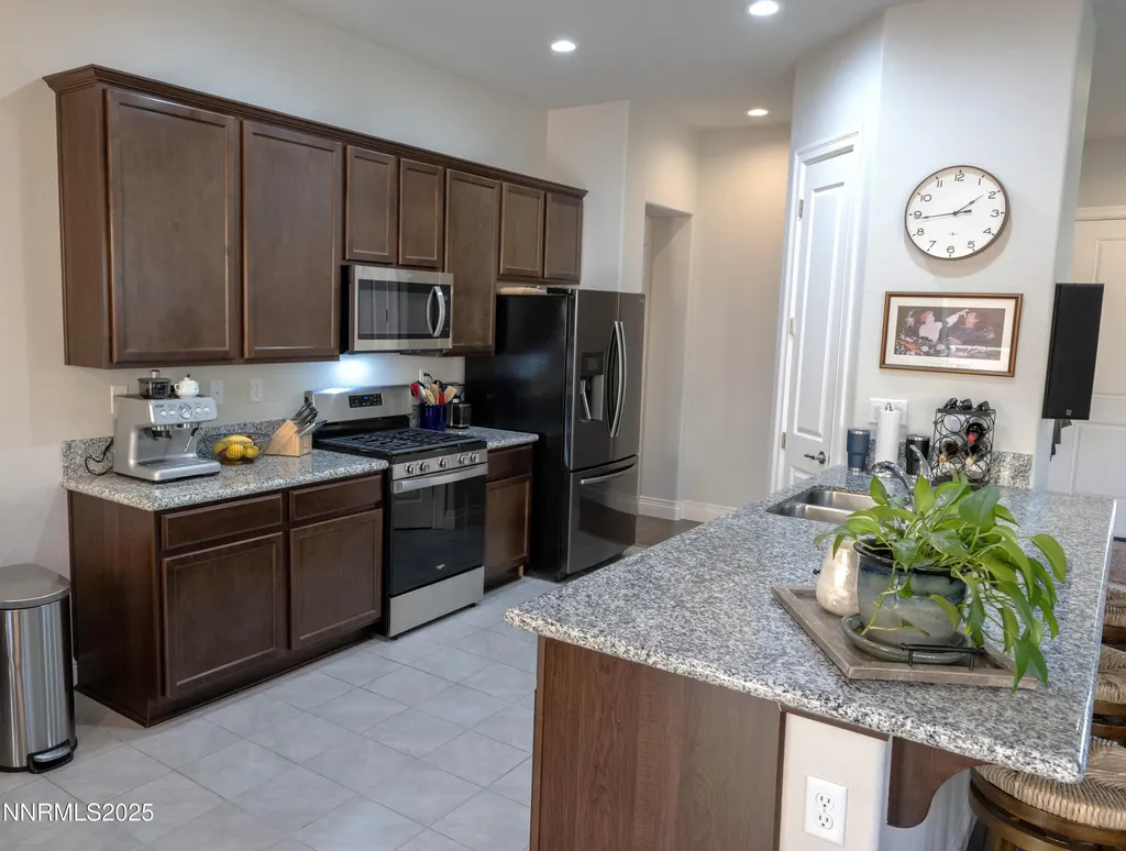 11043 Athabasca Reno NV 89506