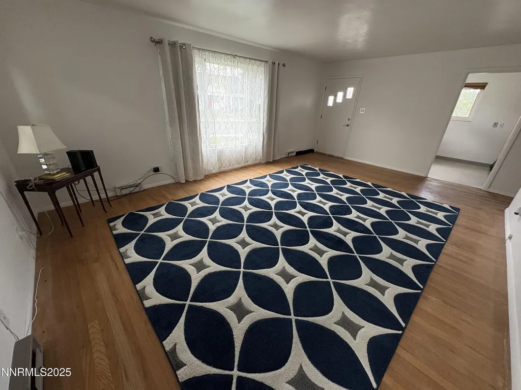 230 Glenmanor Reno NV 89509