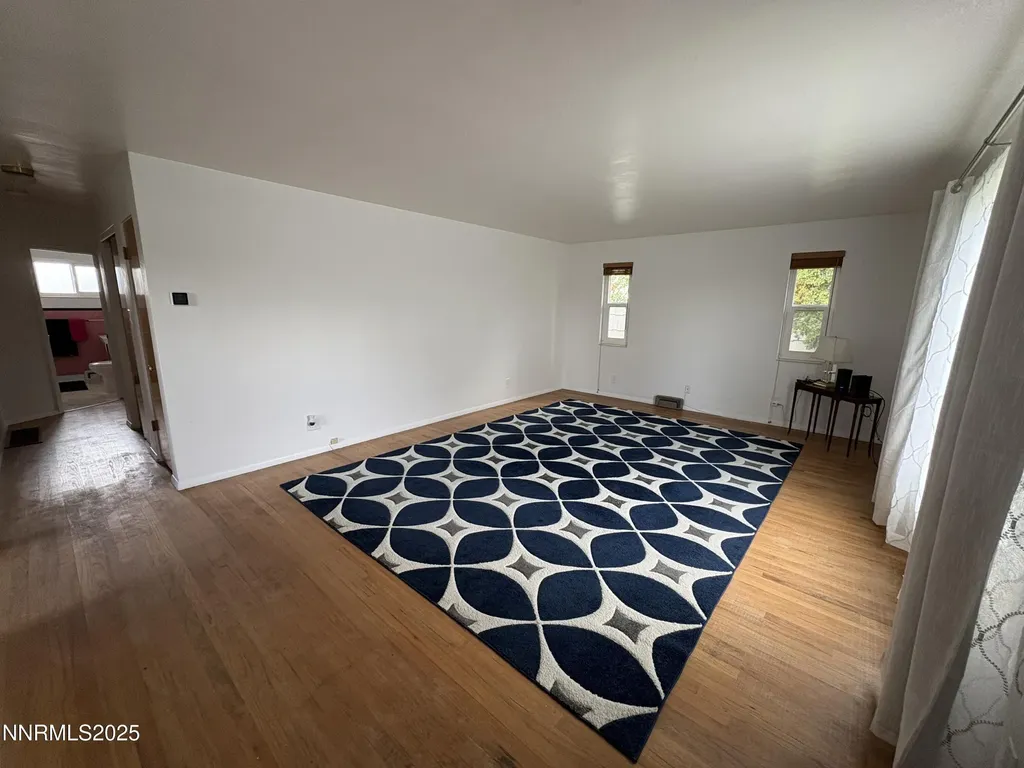 230 Glenmanor Reno NV 89509