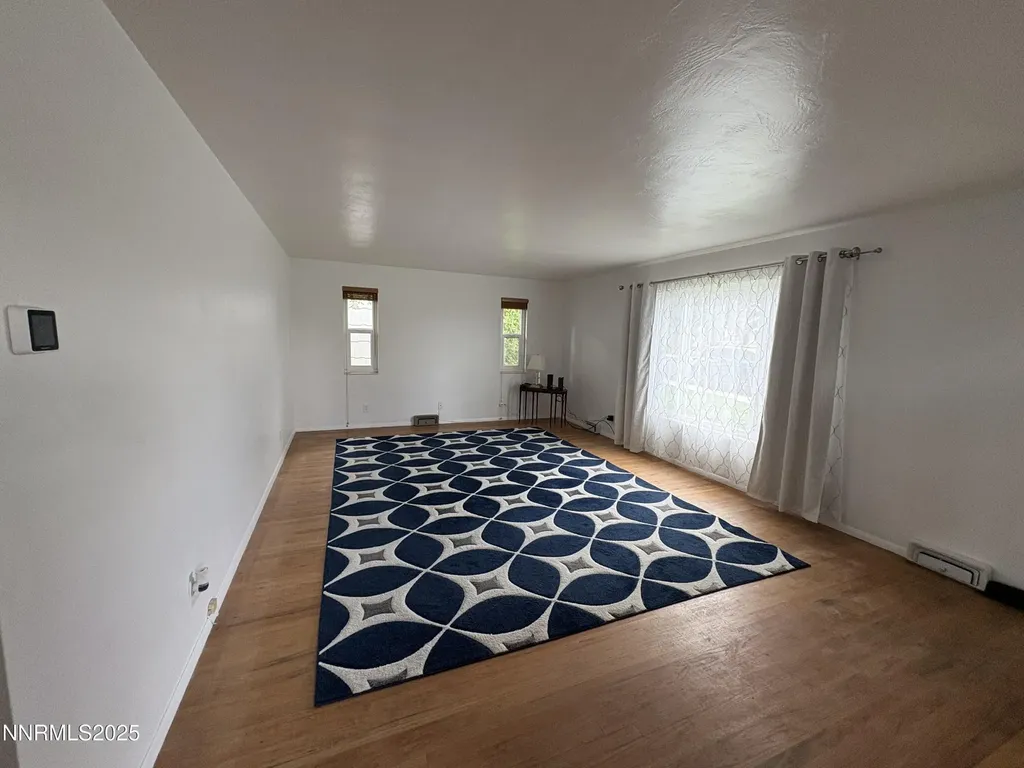 230 Glenmanor Reno NV 89509
