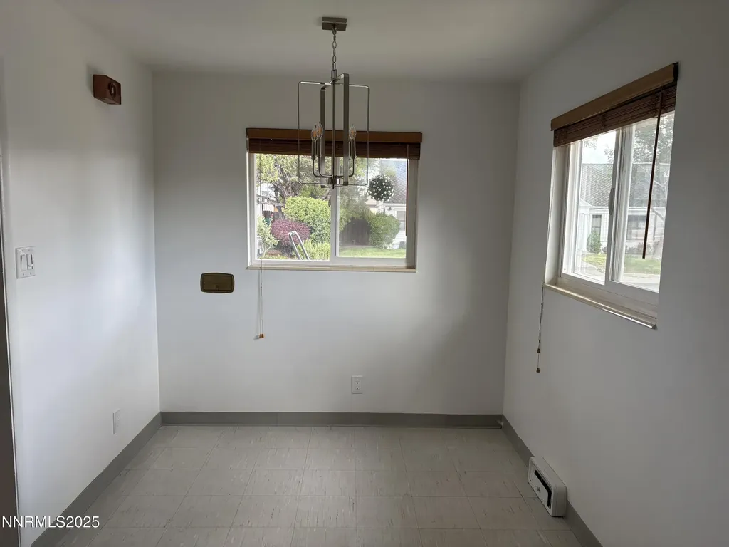 230 Glenmanor Reno NV 89509