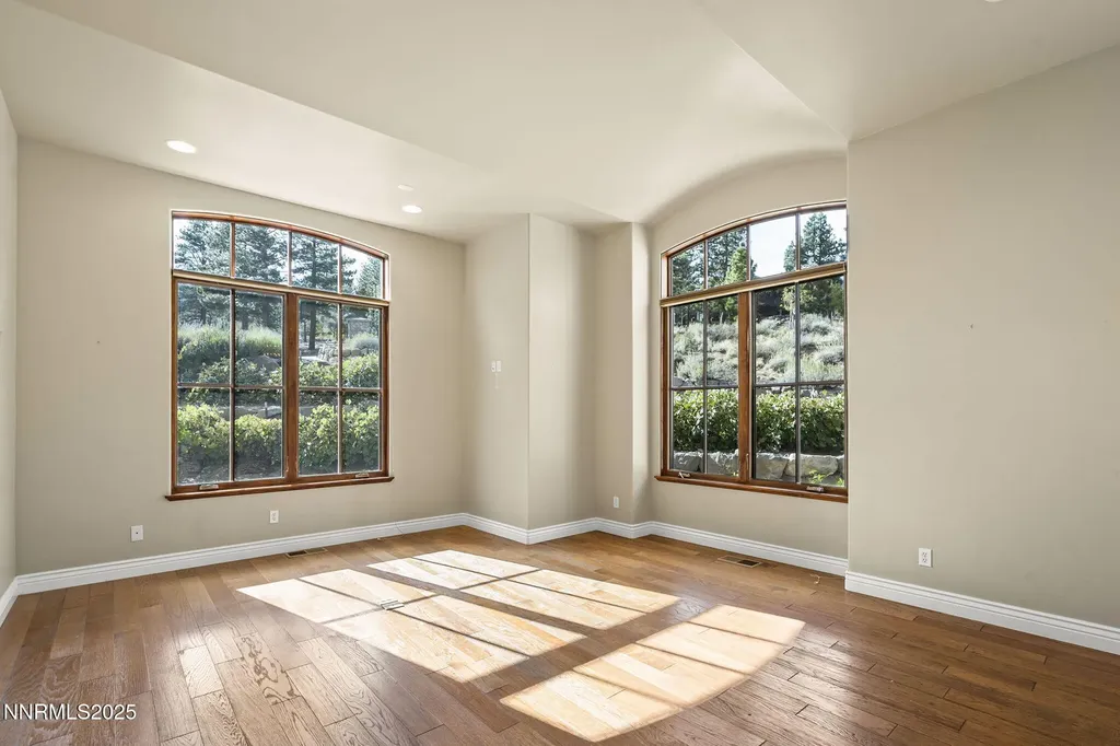 4810 Pinewild Reno NV 89511