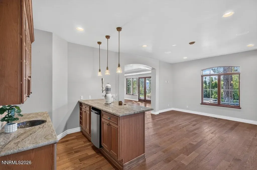 4810 Pinewild Reno NV 89511