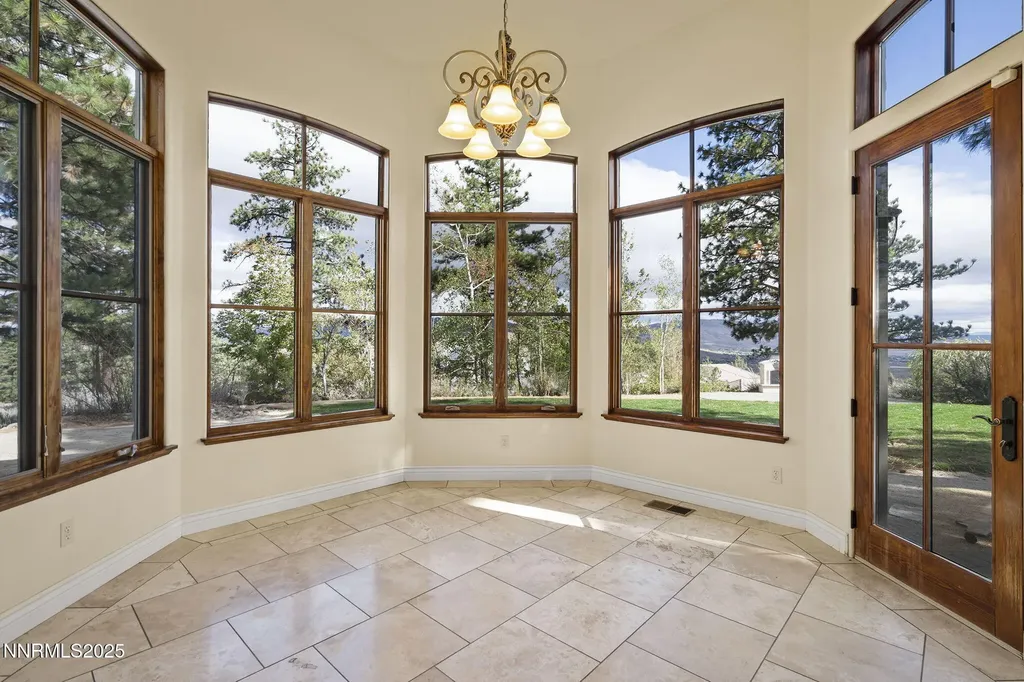 4810 Pinewild Reno NV 89511