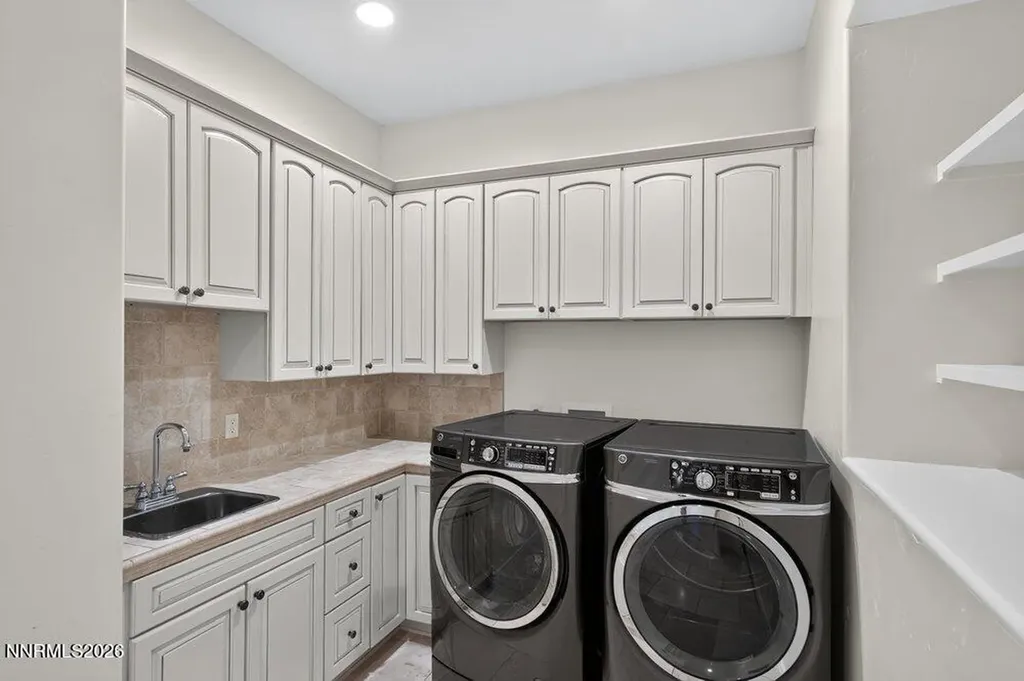 4810 Pinewild Reno NV 89511