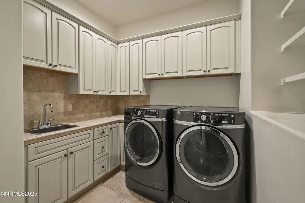 4810 Pinewild Reno NV 89511