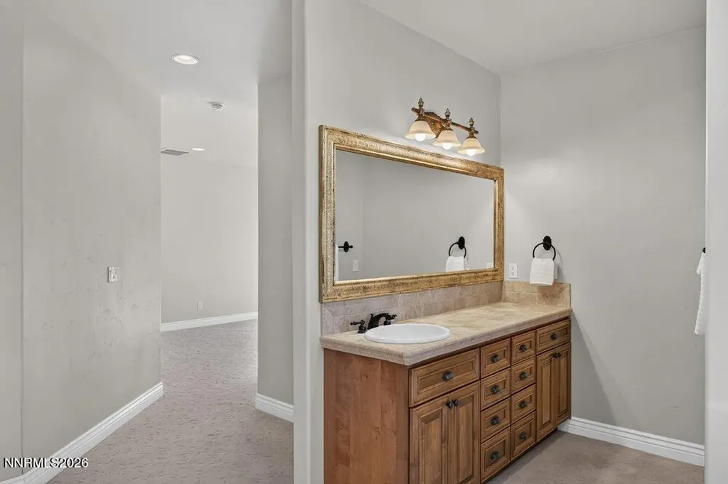 4810 Pinewild Reno NV 89511