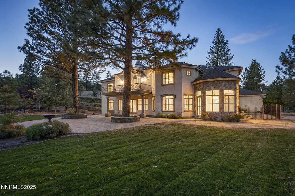 4810 Pinewild Reno NV 89511