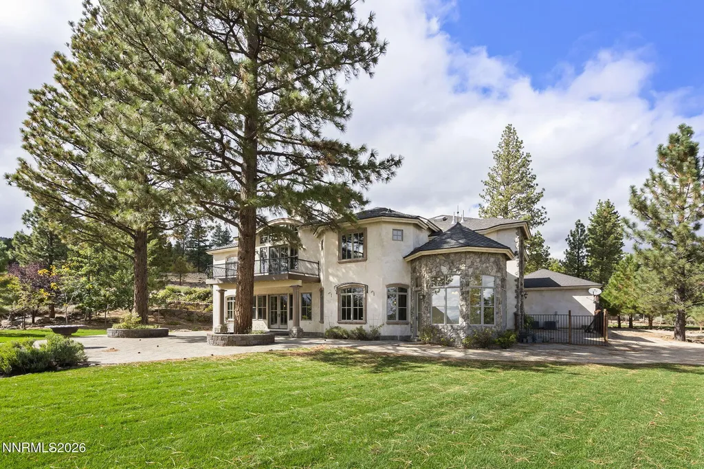 4810 Pinewild Reno NV 89511