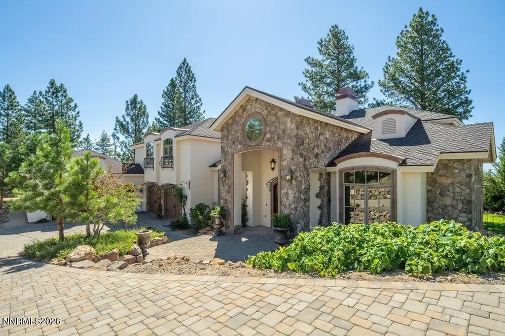 4810 Pinewild Reno NV 89511
