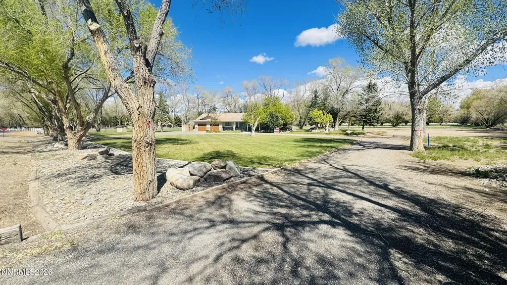 1616 Scoti Gardnerville NV 89410