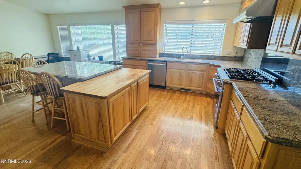 1616 Scoti Gardnerville NV 89410