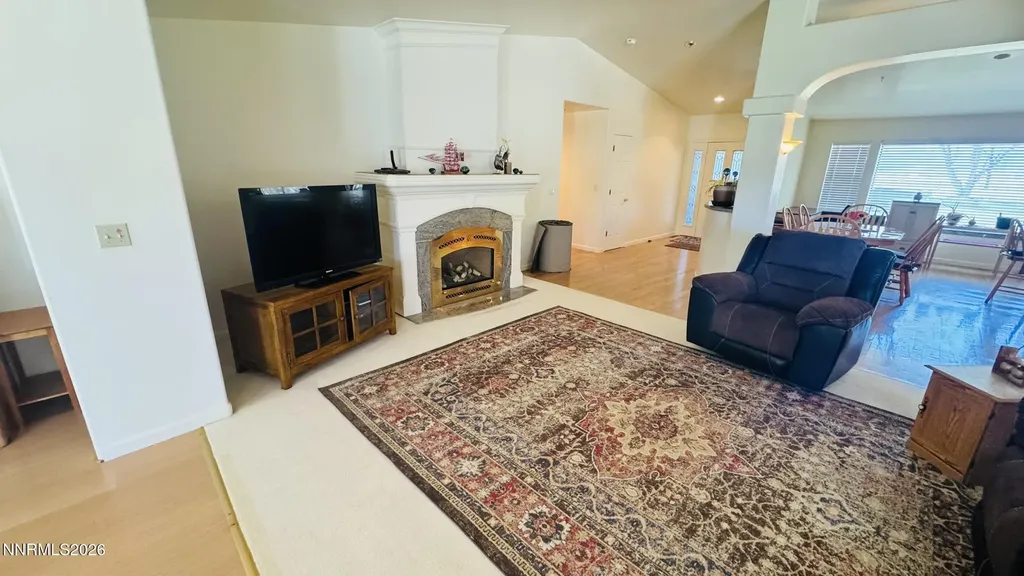 1616 Scoti Gardnerville NV 89410