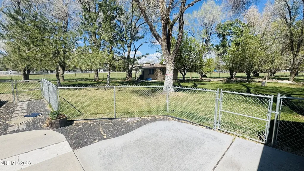 1616 Scoti Gardnerville NV 89410