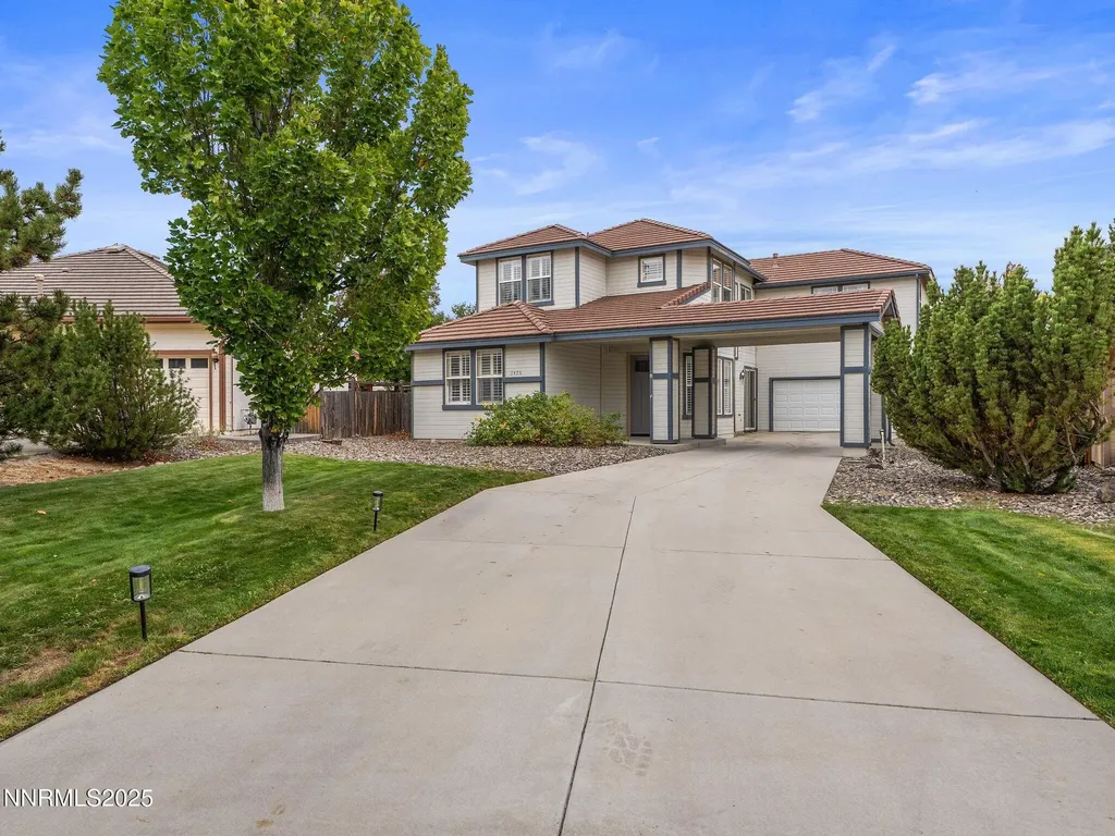 7476 Lorna Sparks NV 89436