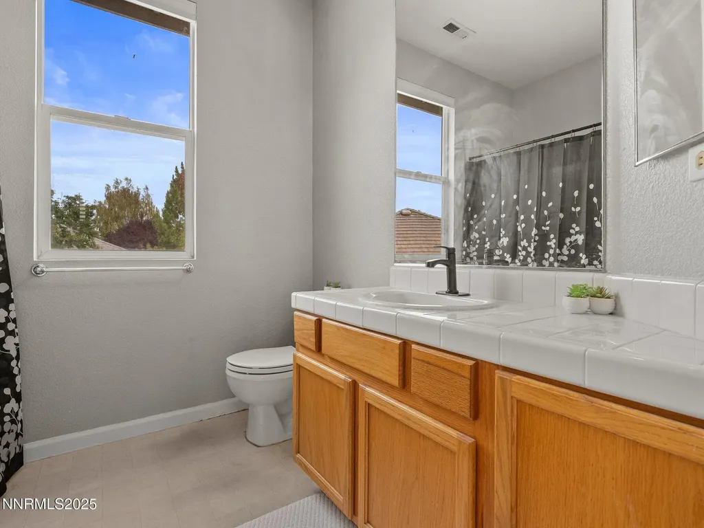 7476 Lorna Sparks NV 89436