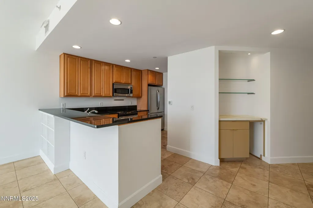 50 Sierra Reno NV 89501
