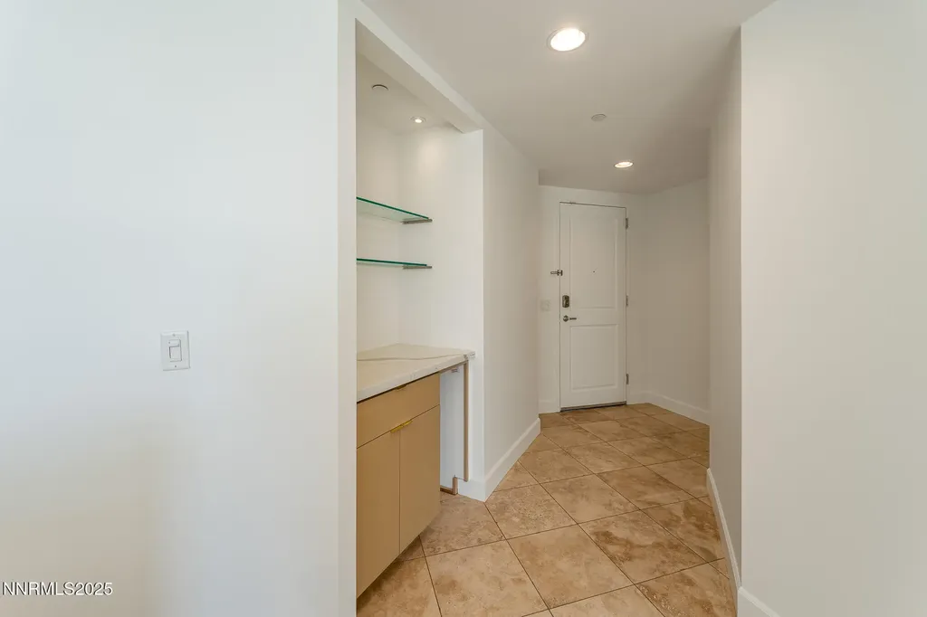 50 Sierra Reno NV 89501