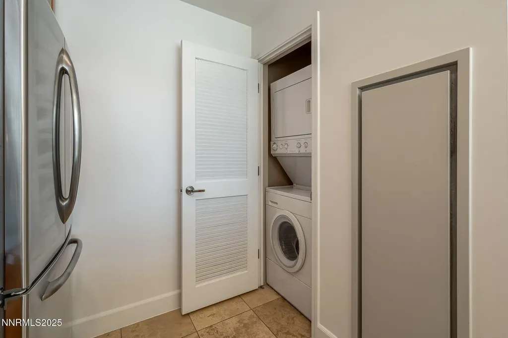50 Sierra Reno NV 89501