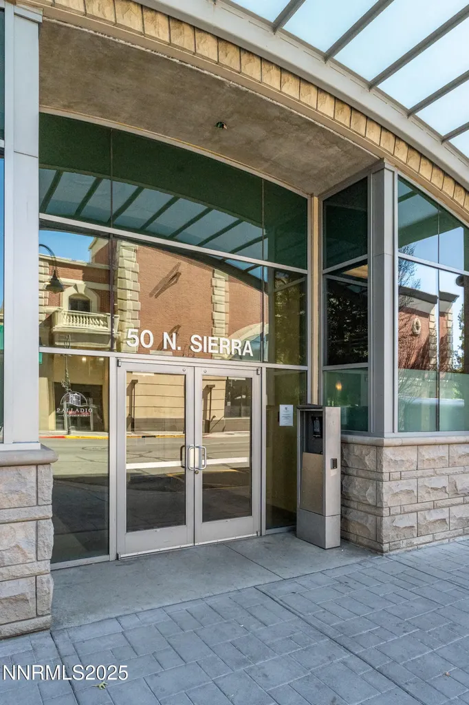 50 Sierra Reno NV 89501