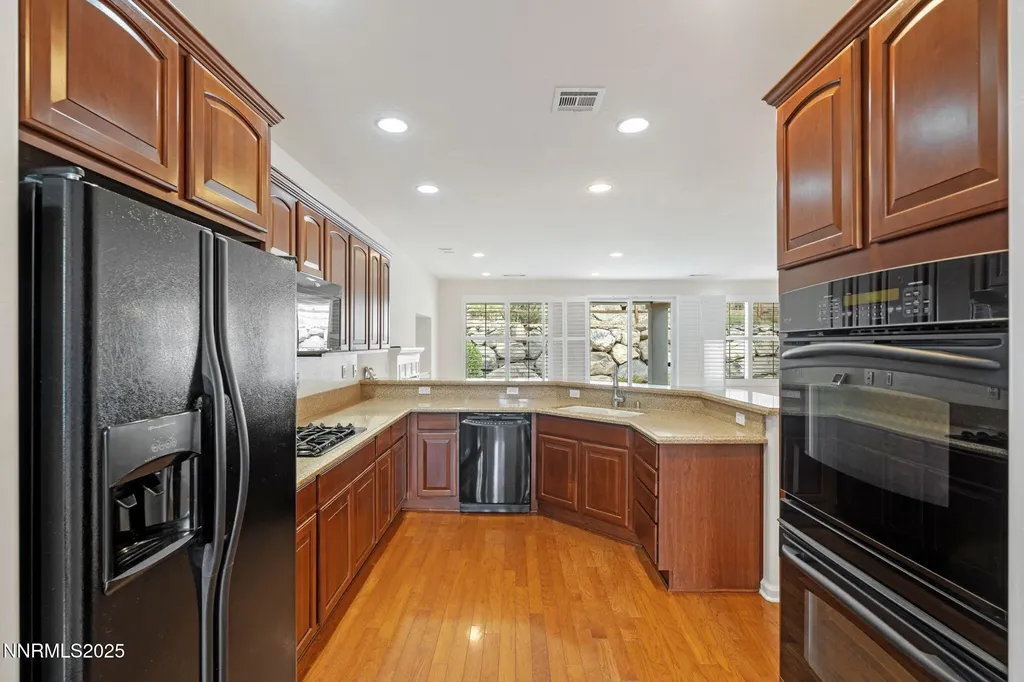 1170 Cliff Park Reno NV 89523