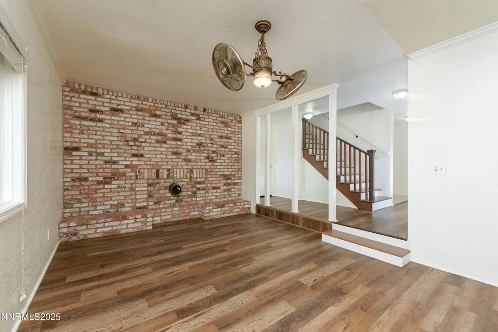 1494 Hussman Gardnerville NV 89410