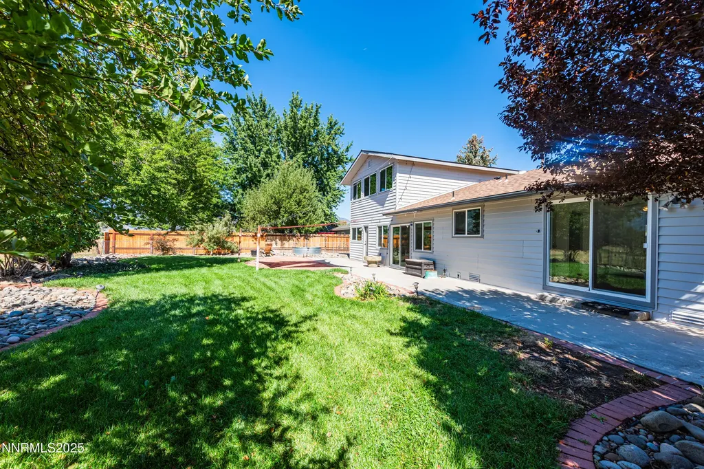1494 Hussman Gardnerville NV 89410