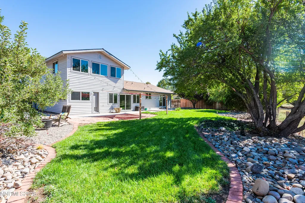 1494 Hussman Gardnerville NV 89410