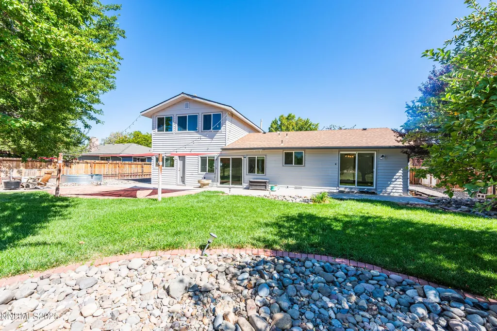 1494 Hussman Gardnerville NV 89410
