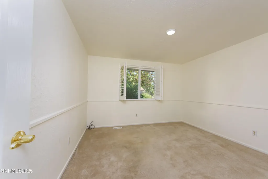 1494 Hussman Gardnerville NV 89410