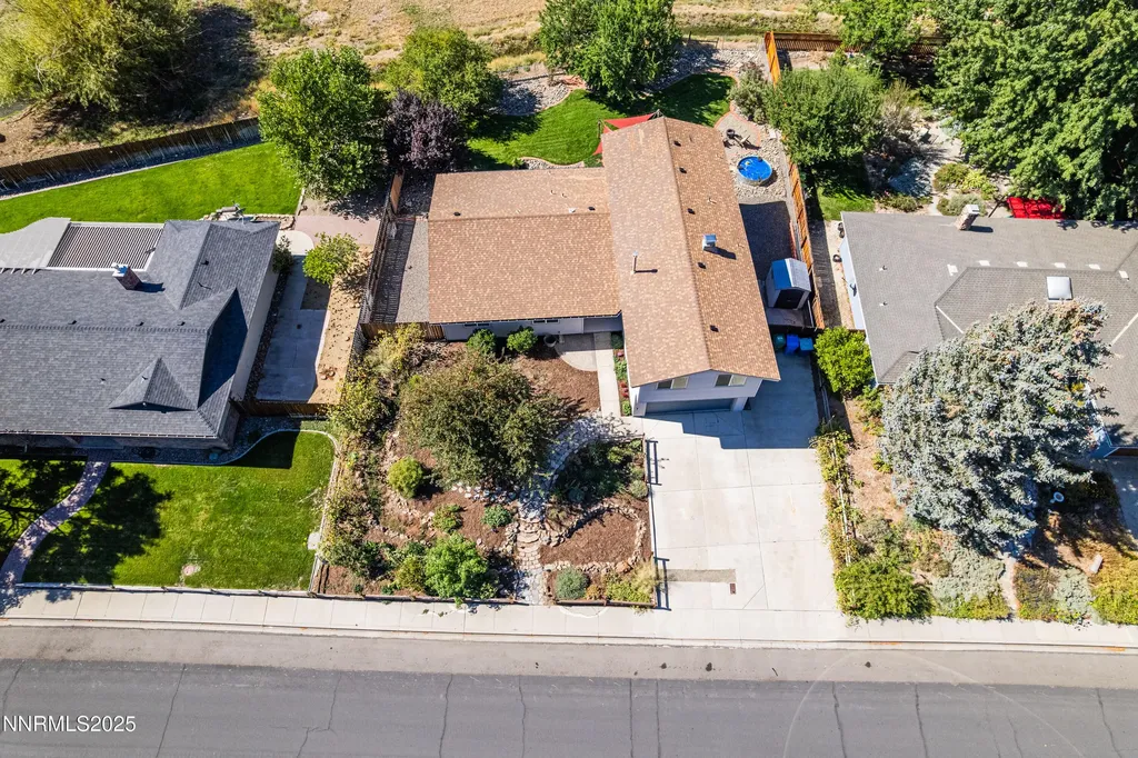 1494 Hussman Gardnerville NV 89410
