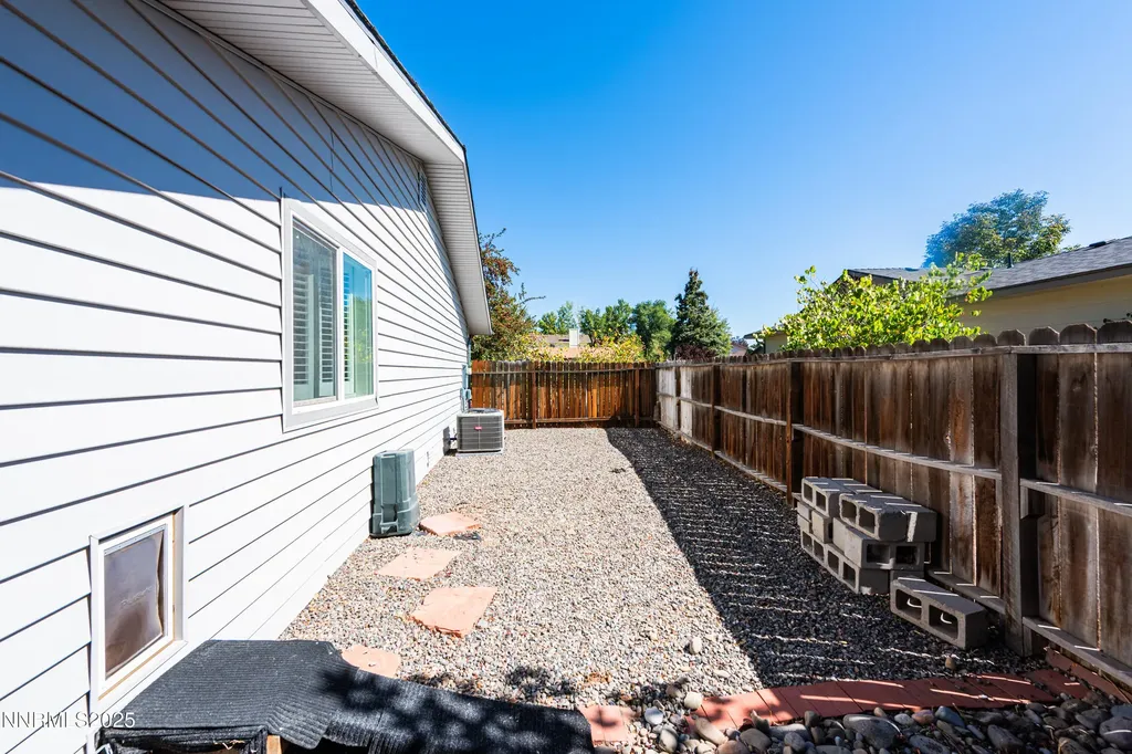 1494 Hussman Gardnerville NV 89410