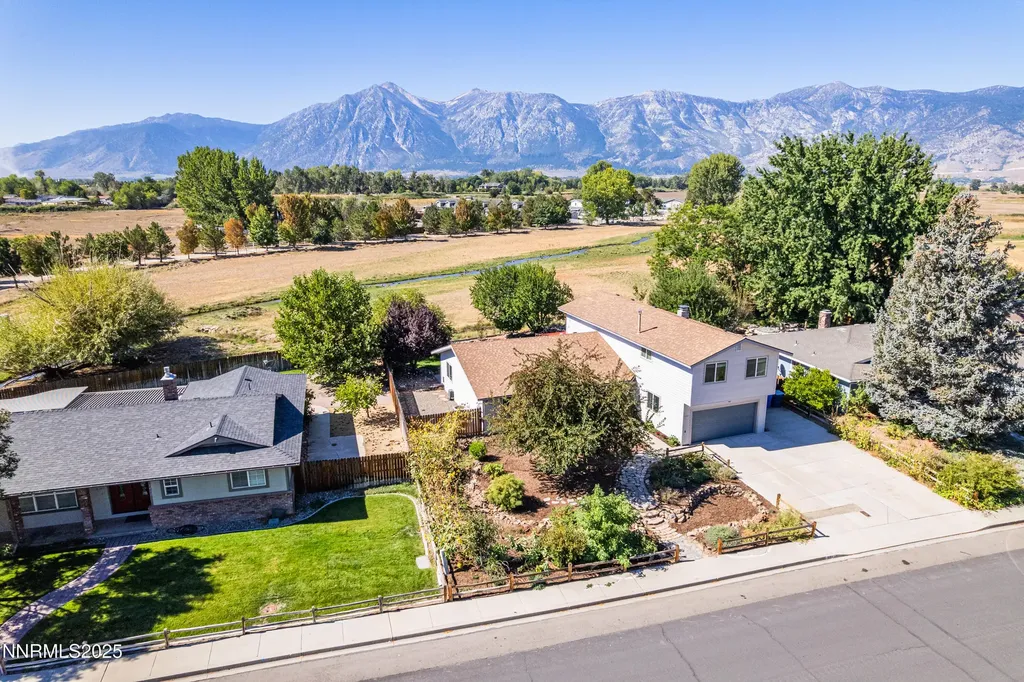 1494 Hussman Gardnerville NV 89410