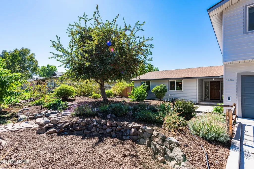 1494 Hussman Gardnerville NV 89410