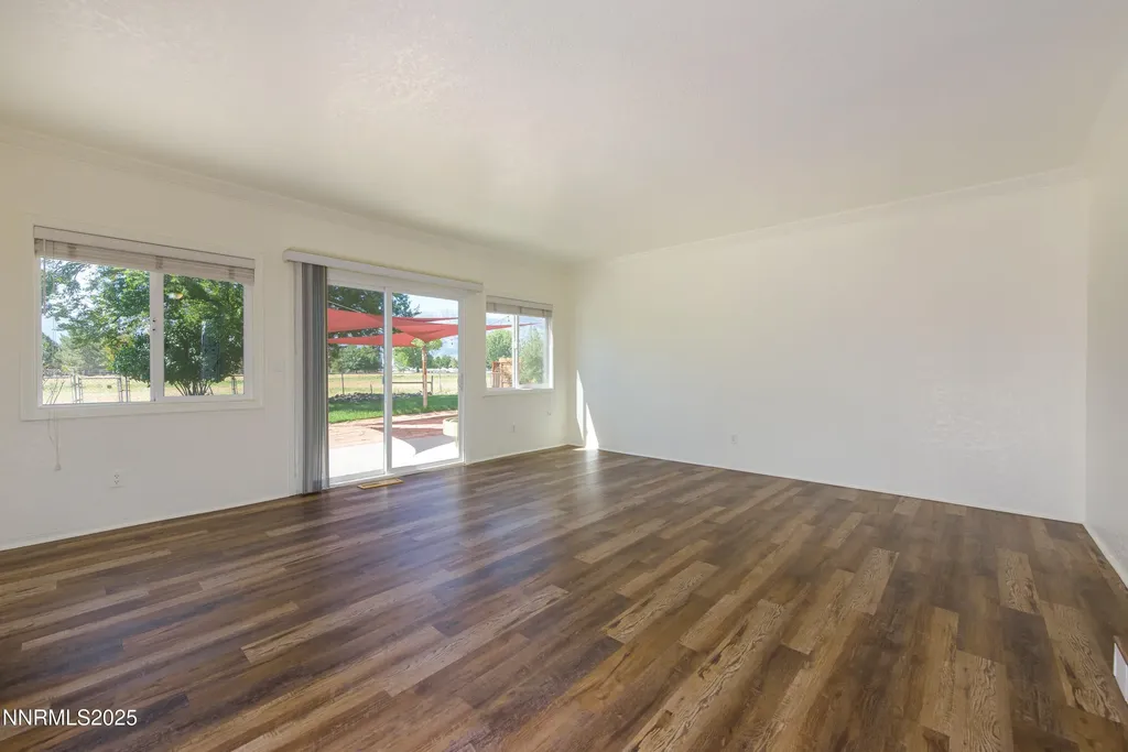 1494 Hussman Gardnerville NV 89410