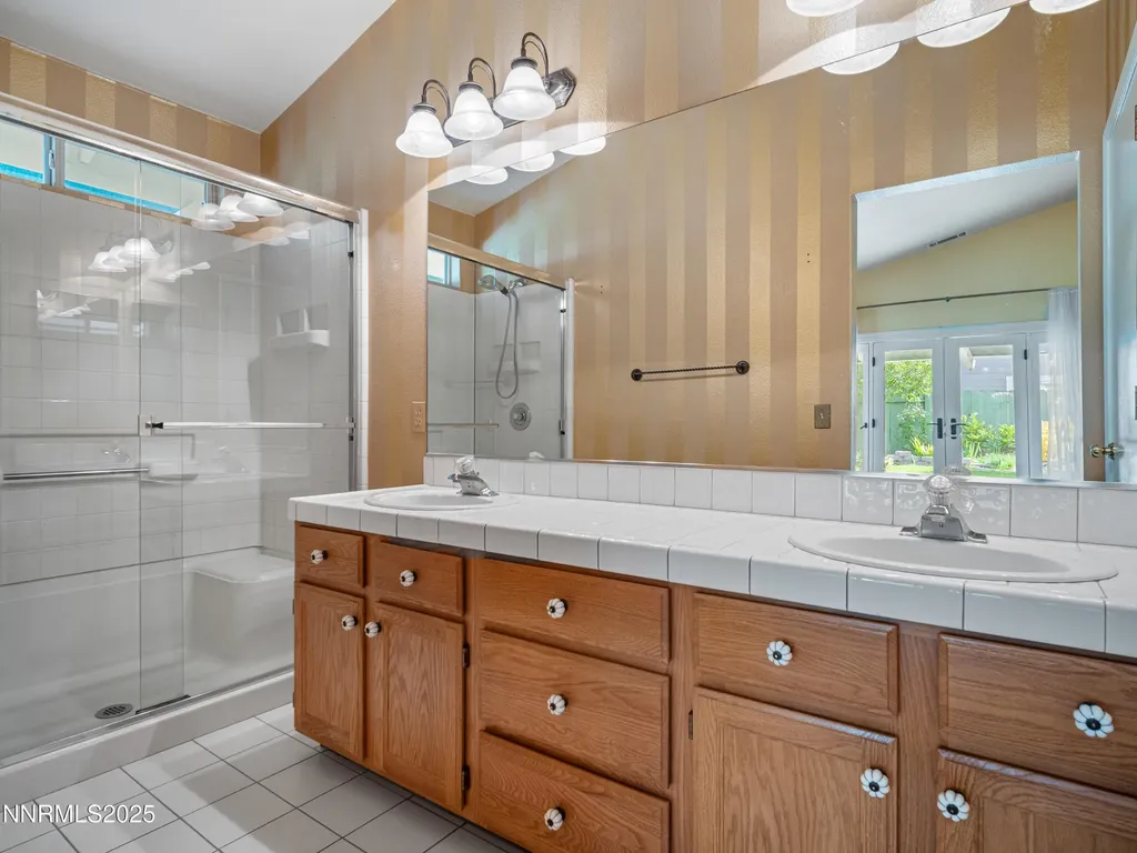 1775 Linden Minden NV 89423