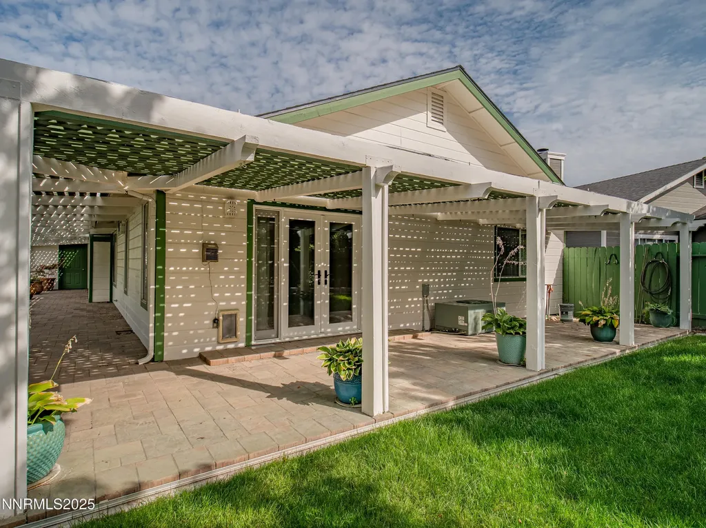 1775 Linden Minden NV 89423