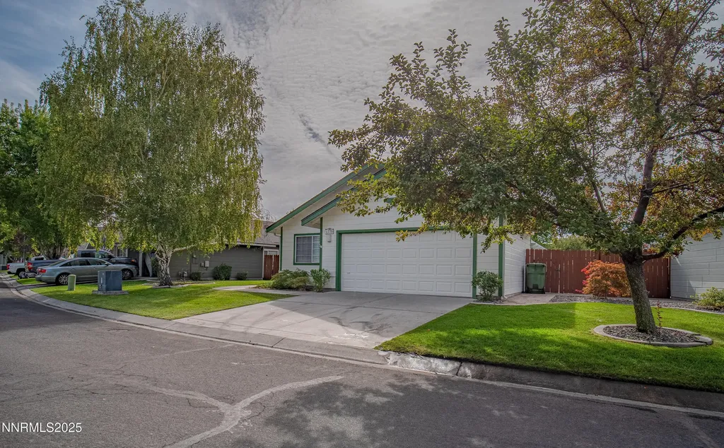 1775 Linden Minden NV 89423