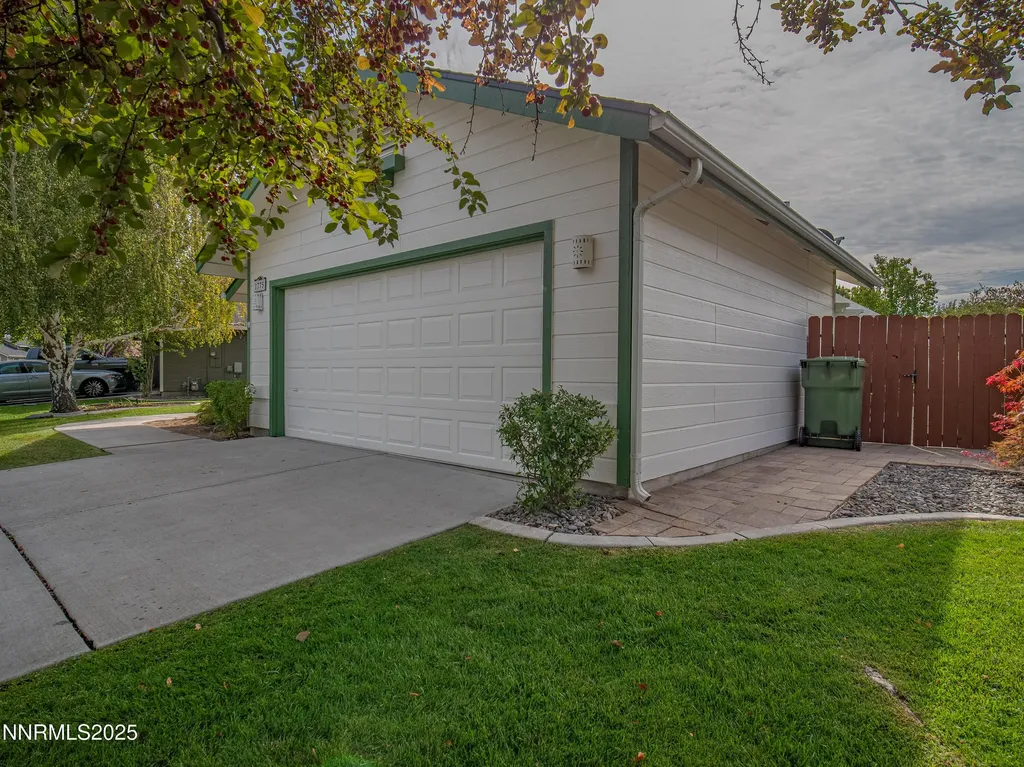 1775 Linden Minden NV 89423