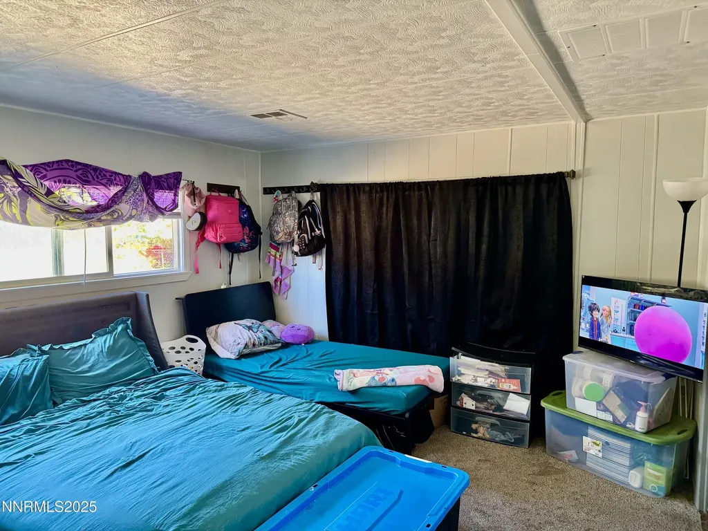 5570 Sidehill Sun Valley NV 89433