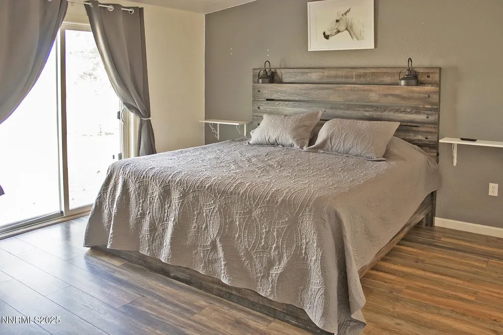 22085 Red Rock Reno NV 89508