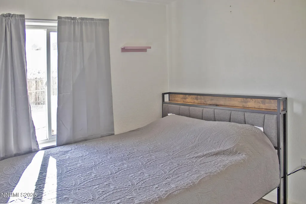 22085 Red Rock Reno NV 89508