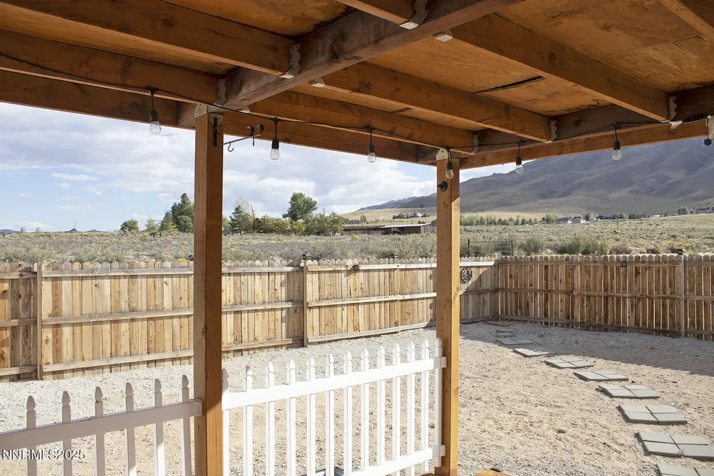 22085 Red Rock Reno NV 89508
